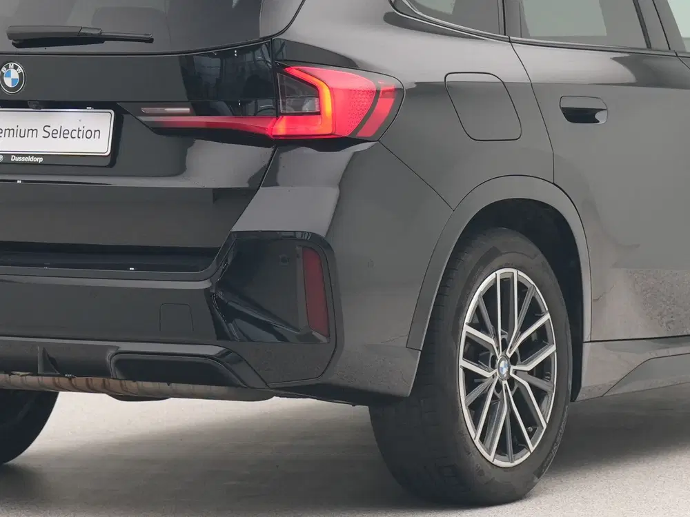 BMW X1 xDrive23i (bj 2023 uit 2023, foto 12