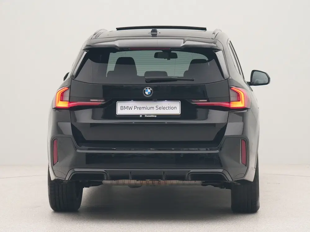 BMW X1 xDrive23i (bj 2023 uit 2023, foto 6