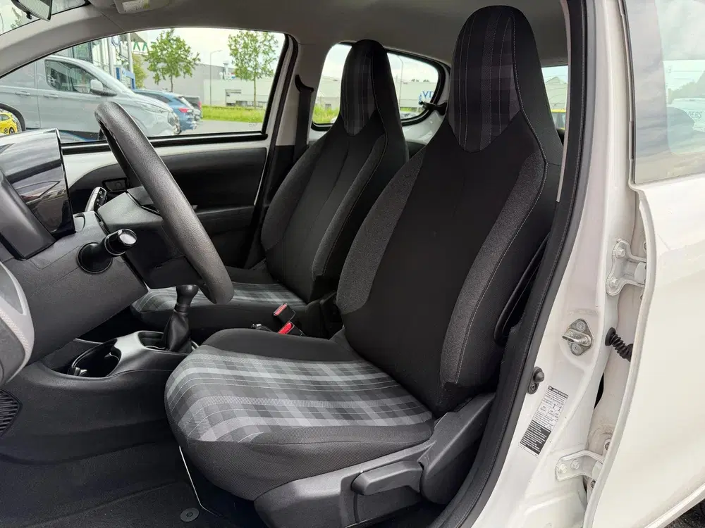 Peugeot 108 1.0 e-VTi Active uit 2019, foto 11
