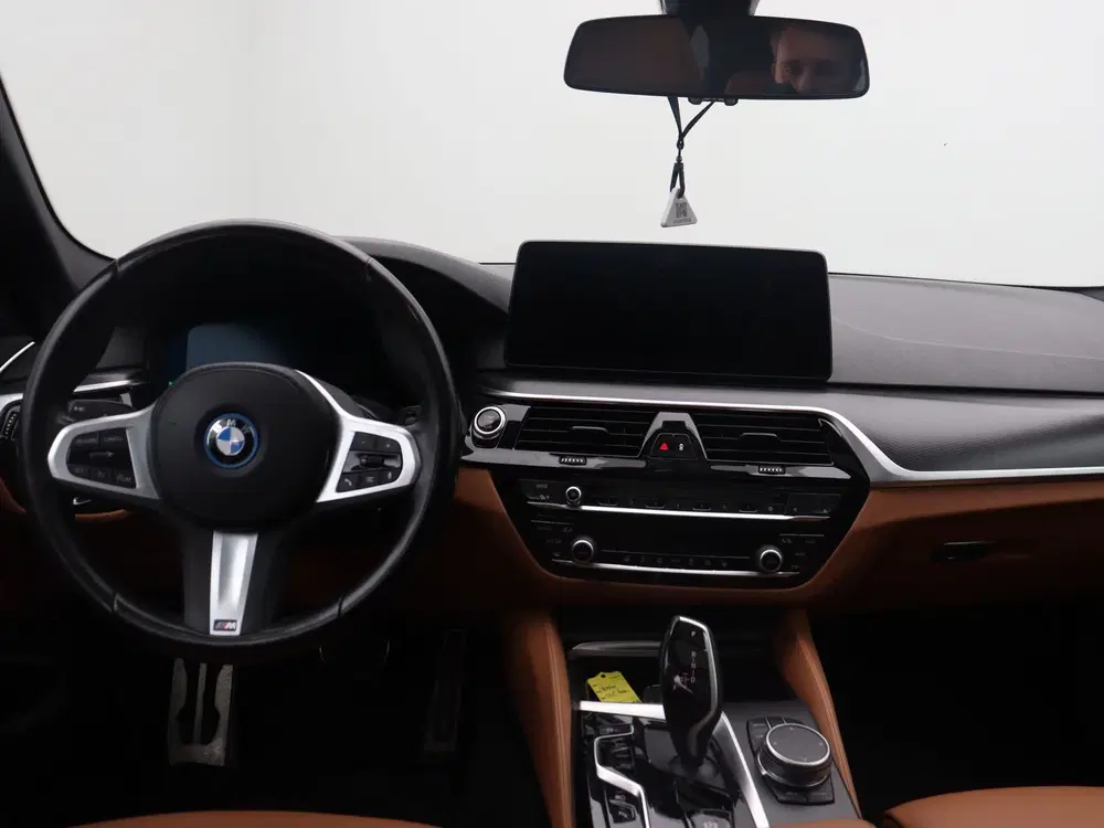 BMW 5-serie 530e Touring Business Edition Plus uit 2023, foto 13