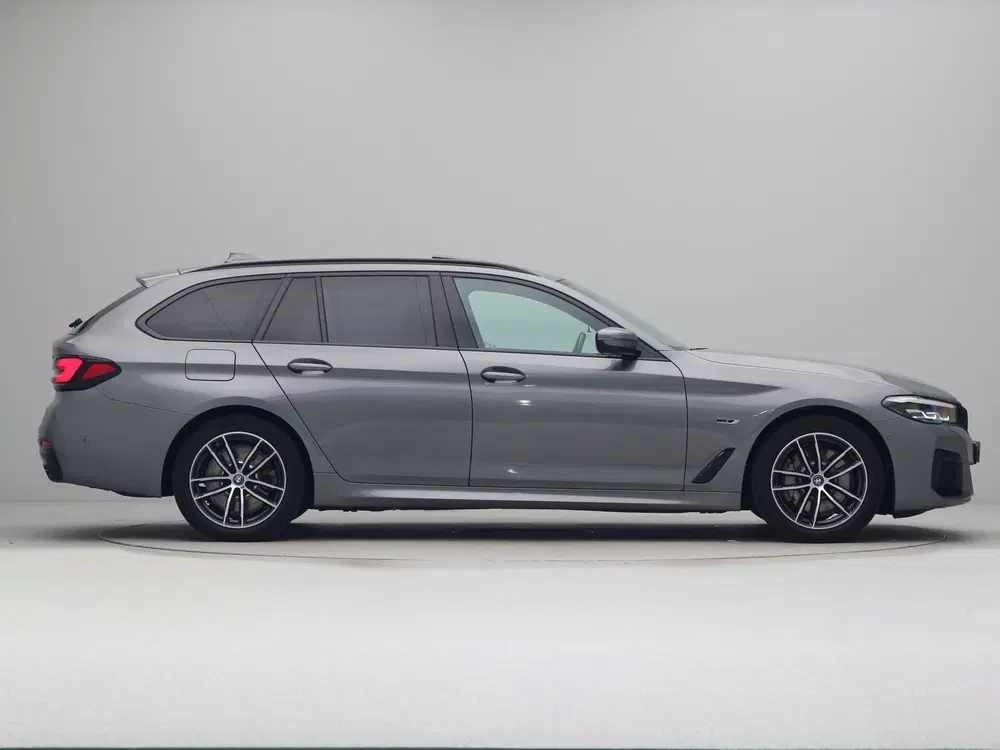 BMW 5-serie 530e Touring Business Edition Plus uit 2023, foto 8