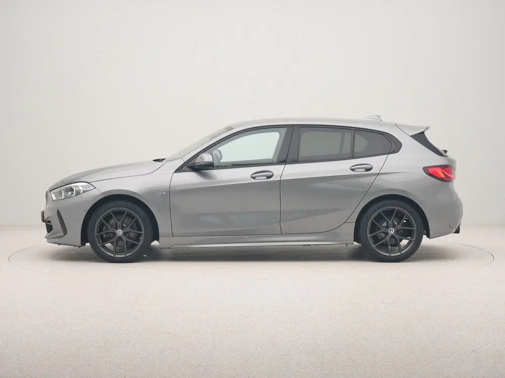 BMW 1-serie 118i Business Edition M Sport (bj 2022) uit 2022, foto 11