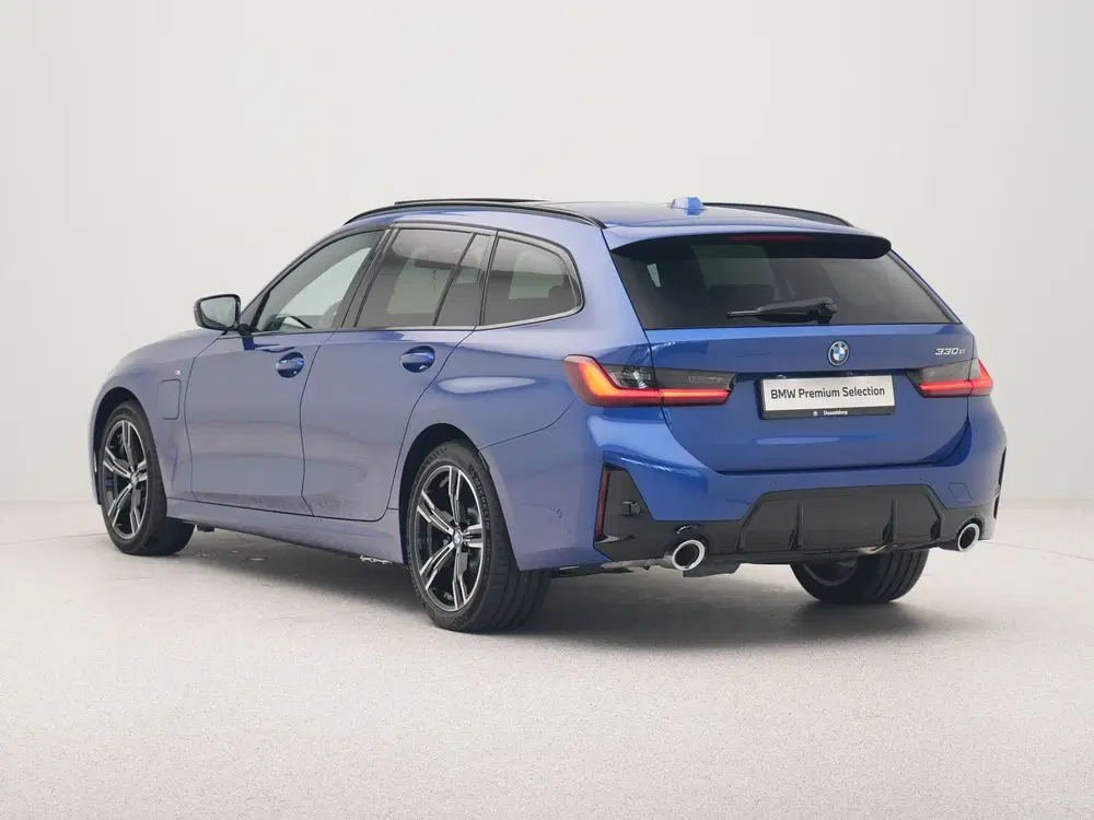 BMW 3-serie 330e Touring Accu conditie 100% (bj 2026) uit 2026, foto 10