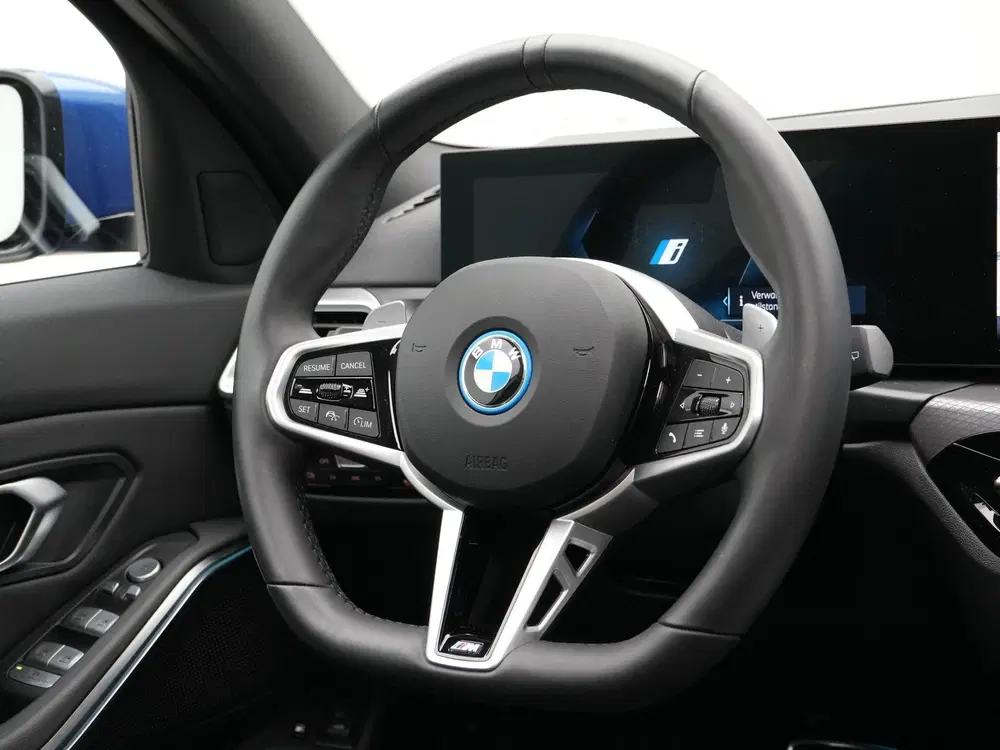 BMW 3-serie 330e Touring Accu conditie 100% (bj 2026) uit 2026, foto 2