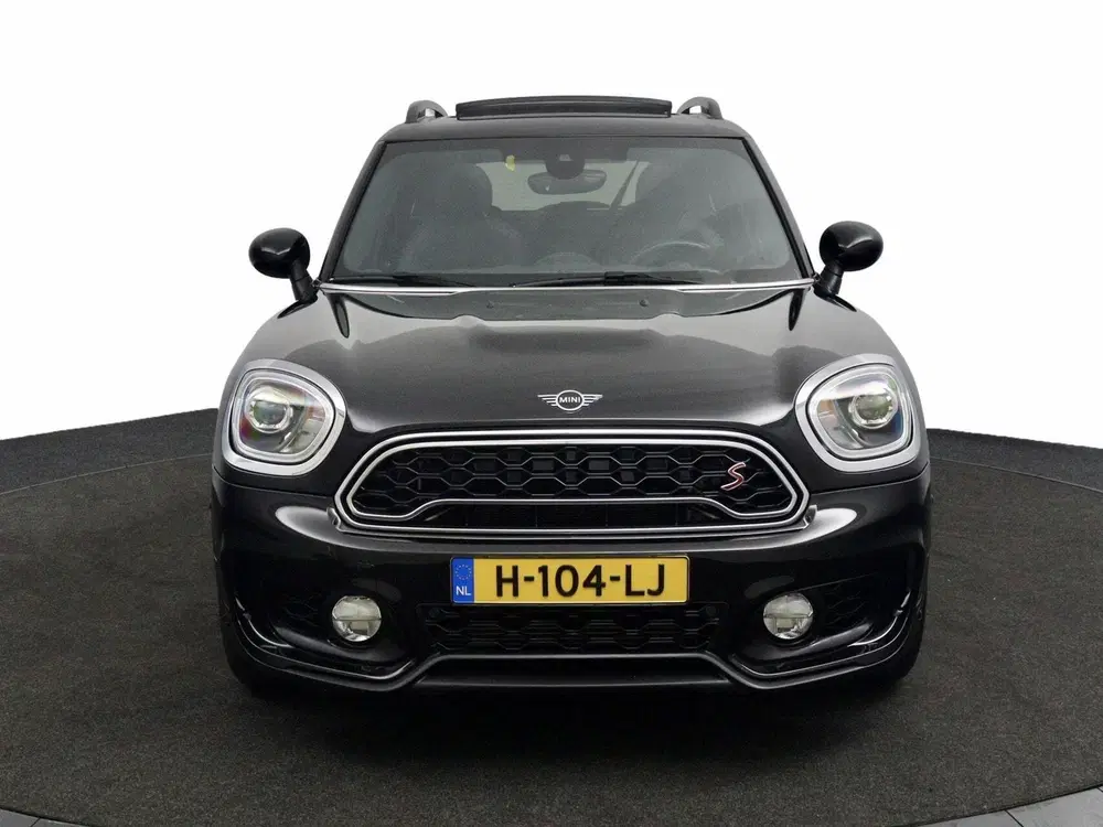Mini Countryman 2.0 Cooper S Chili zwart uit 2019, foto 10
