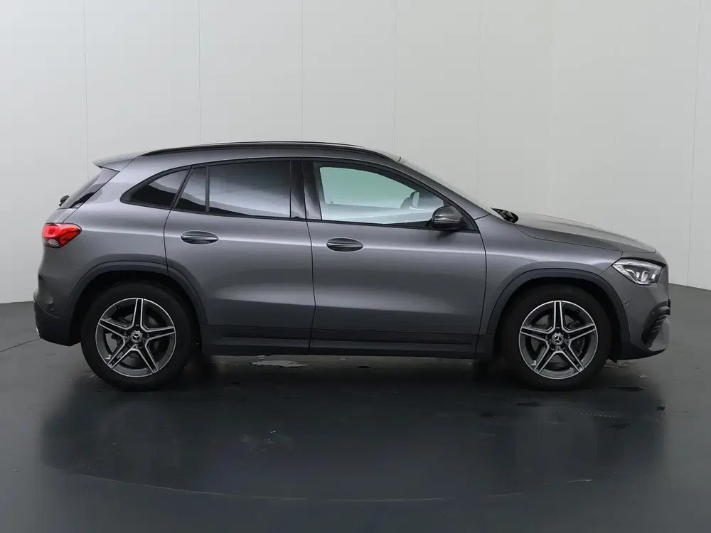 Mercedes-Benz GLA 200 Business Solution AMG uit 2020, foto 6