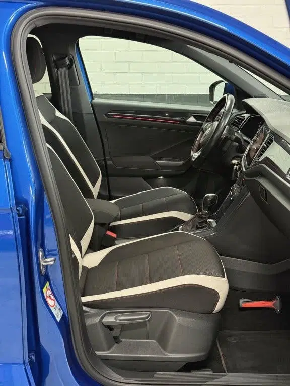 Volkswagen T-Roc 1.5 TSI Sport R-line Panoramadak uit 2019, foto 11