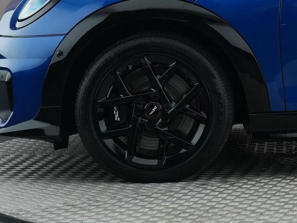 Mini Hatchback Cooper C Automaat uit 2025, foto 12