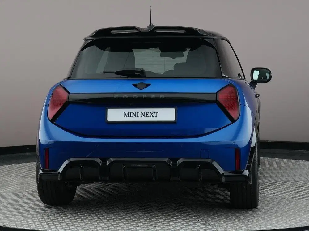 Mini Hatchback Cooper C Automaat uit 2025, foto 4