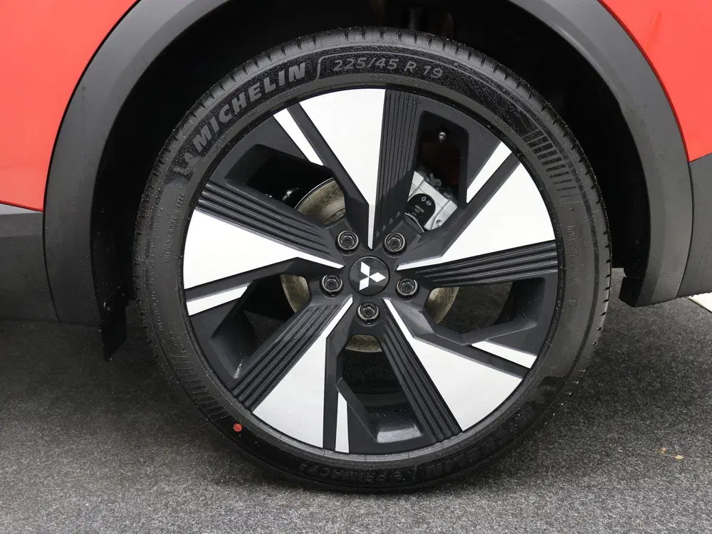 Mitsubishi Grandis 1.8 HEV First Edition uit 2026, foto 14