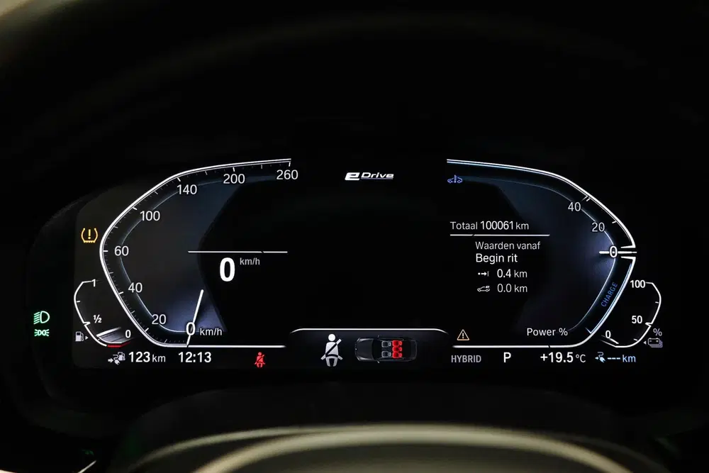 BMW 5-serie 530e xDrive M-Sport uit 2023, foto 5