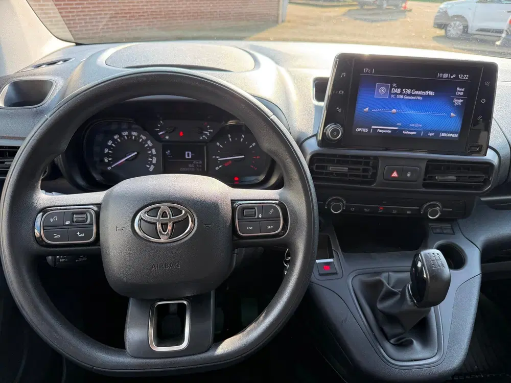 Toyota Proace City 1.5 D-4D Professional Carplay camera impe uit 2021, foto 3