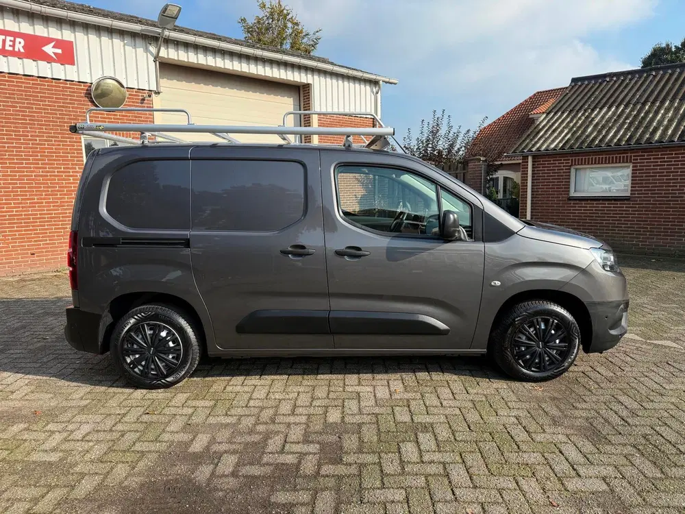 Toyota Proace City 1.5 D-4D Professional Carplay camera impe uit 2021, foto 8