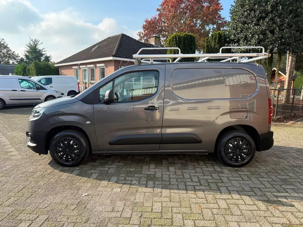 Toyota Proace City 1.5 D-4D Professional Carplay camera impe uit 2021, foto 9