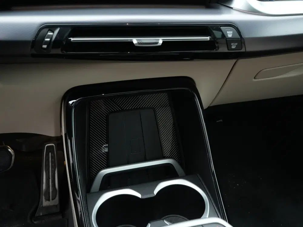 BMW iX1 xDrive30 Launch Edition 67 kWh Accu condit uit 2022, foto 13