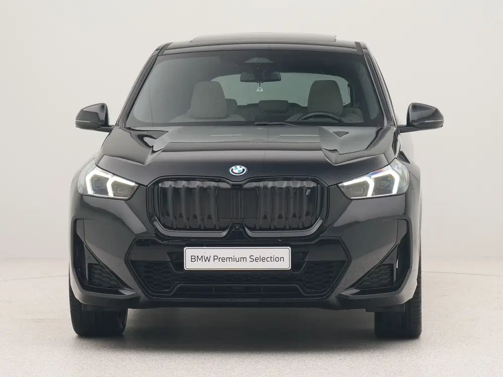 BMW iX1 xDrive30 Launch Edition 67 kWh Accu condit uit 2022, foto 5