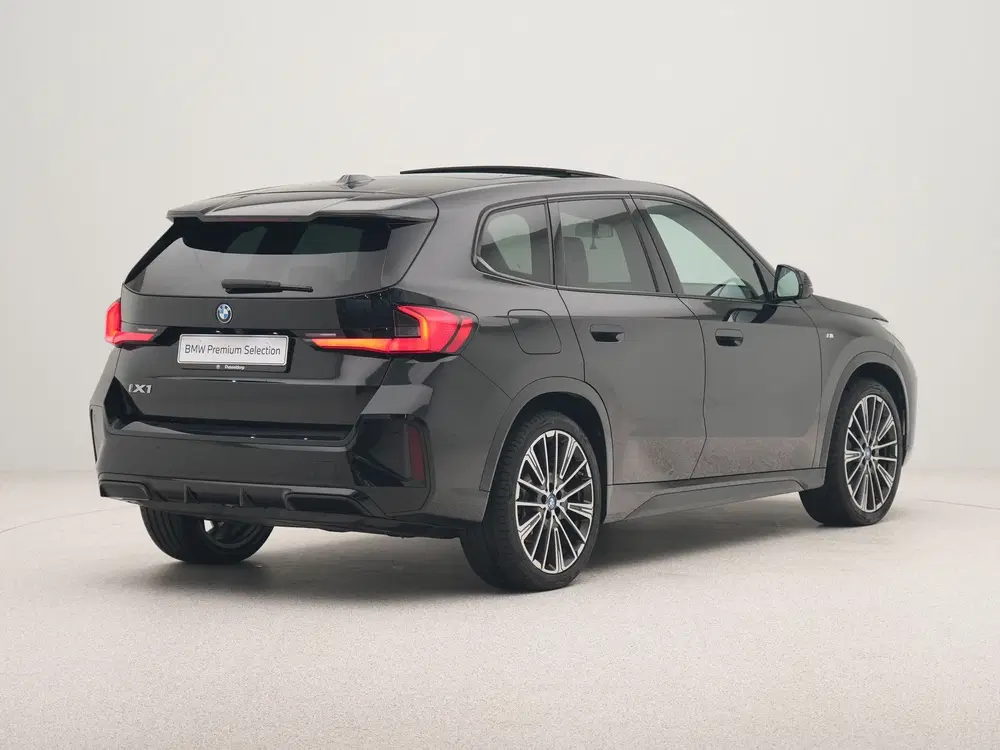 BMW iX1 xDrive30 Launch Edition 67 kWh Accu condit uit 2022, foto 8