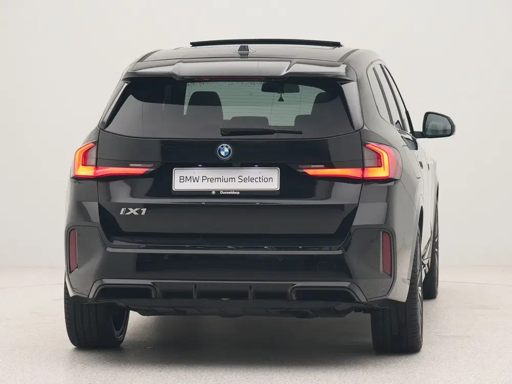 BMW iX1 xDrive30 Launch Edition 67 kWh Accu condit uit 2022, foto 9