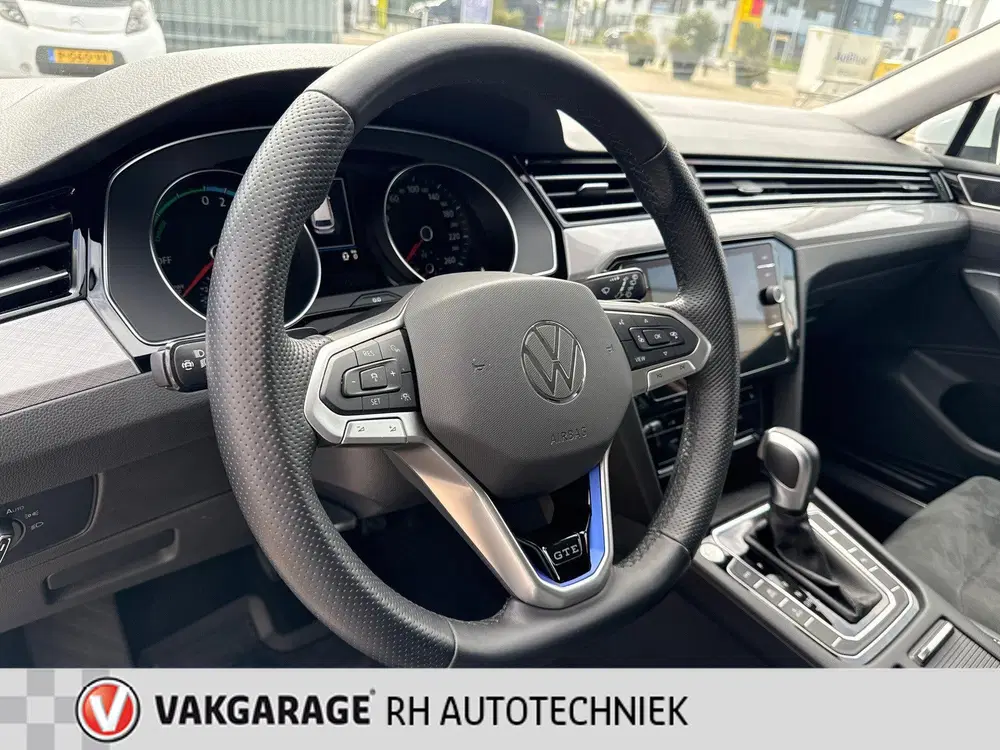 Volkswagen Passat 1.4 TSI GTE uit 2023, foto 10