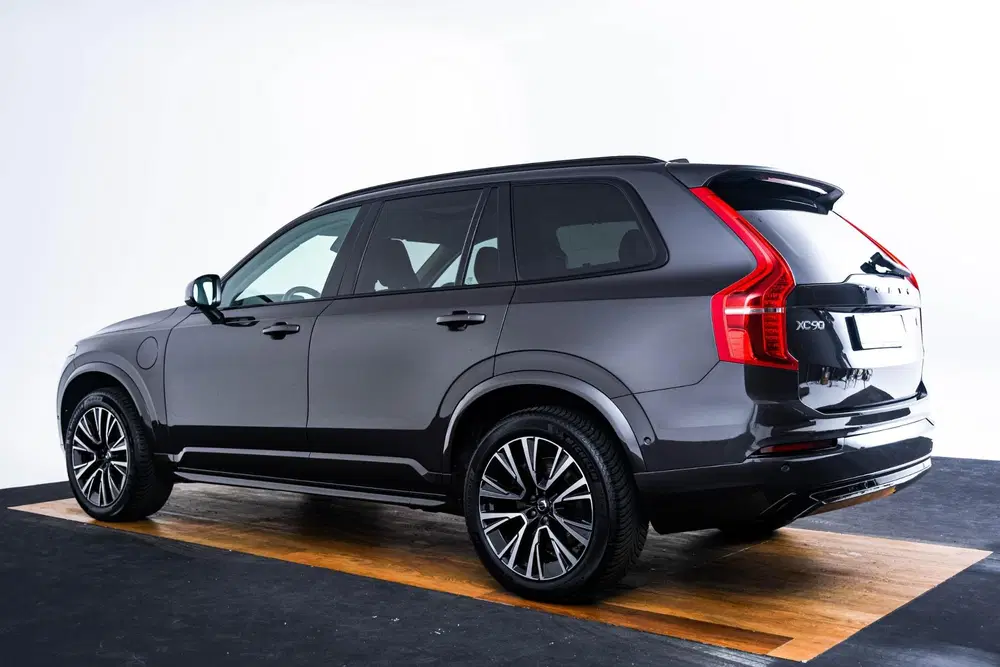 Volvo XC90 2.0 T8 Recharge AWD Plus Dark Trekhaak uit 2023, foto 15
