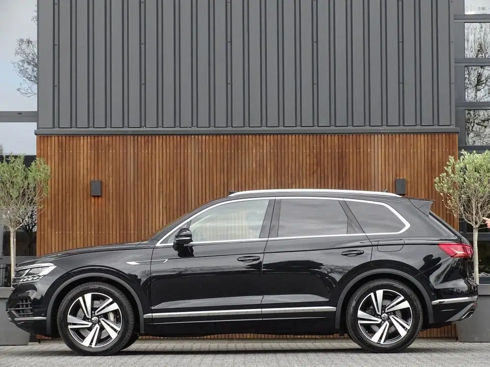 Volkswagen Touareg 3.0 TSI e-Hybrid 381PK uit 2020, foto 5
