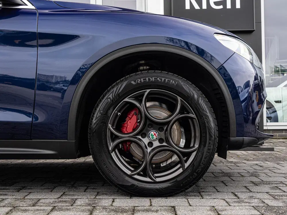 Alfa Romeo Stelvio 2.0 T AWD B-Tech Q4 uit 2020, foto 7