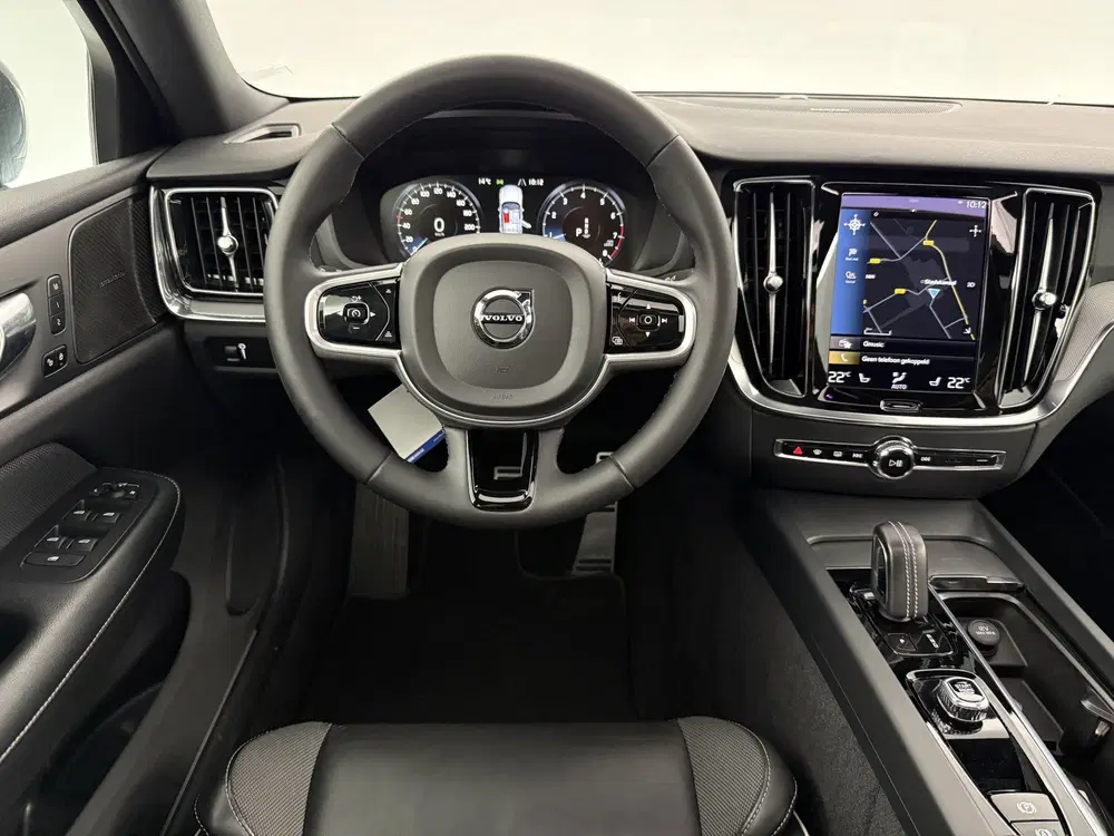 Volvo S60 2.0 B4 R-Design Black Optic uit 2022, foto 15