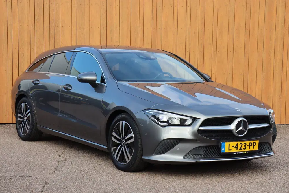 Mercedes-Benz CLA 200 Business Solutio uit 2021, foto 2
