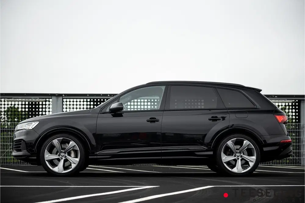 Audi Q7 55 TFSI e quattro Pro Line S uit 2021, foto 4