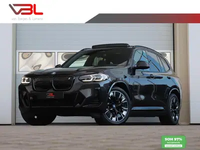 BMW iX3 High Executive 80 kWh M-sport uit 2024