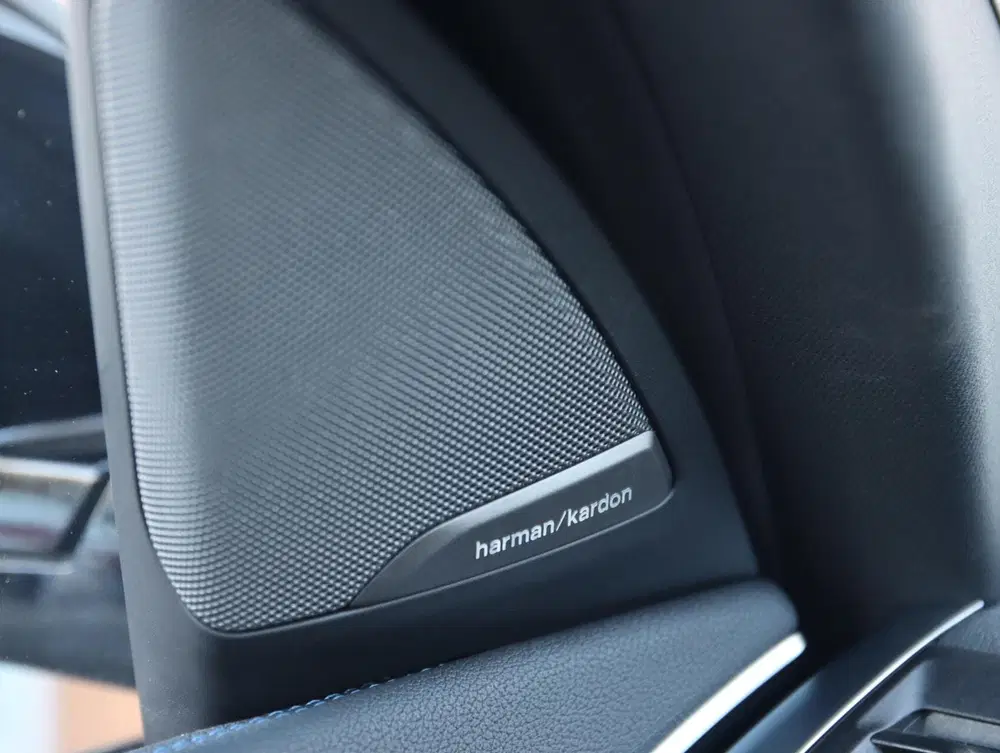 BMW iX3 High Executive 80 kWh M-sport uit 2024, foto 15
