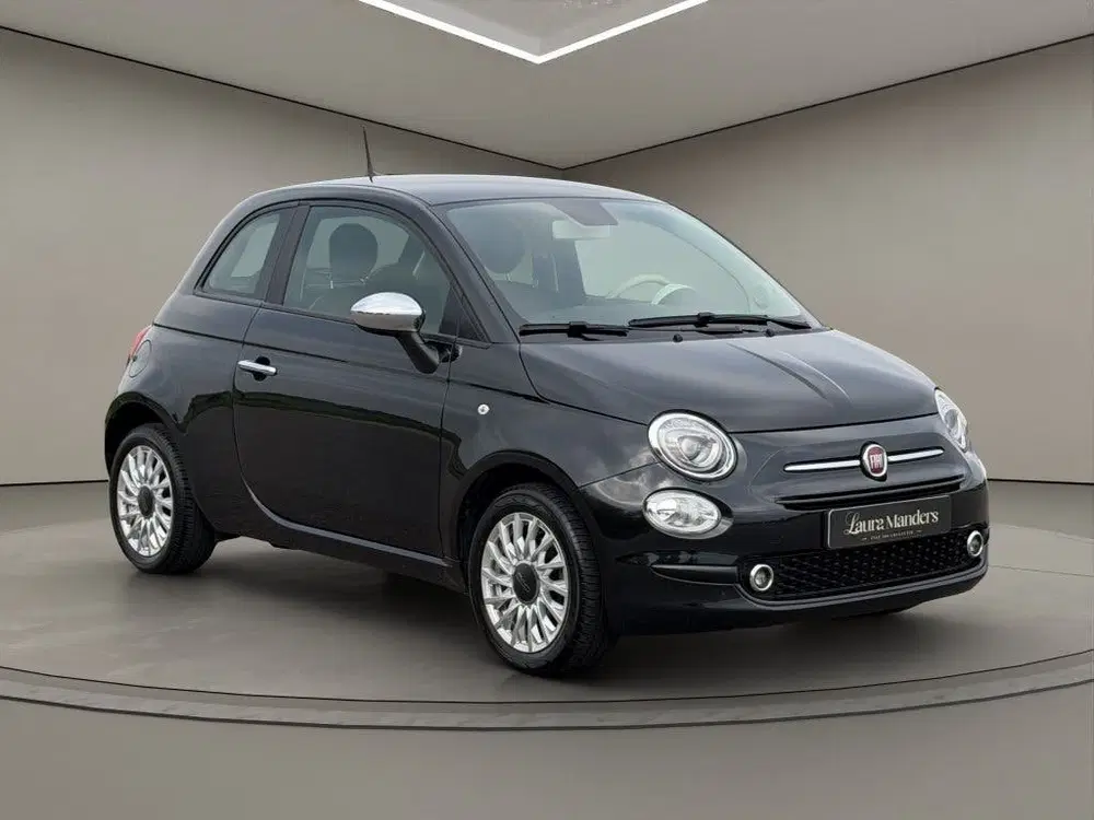 Fiat 500 1.0 Hybrid Club 2023 ZWART uit 2023