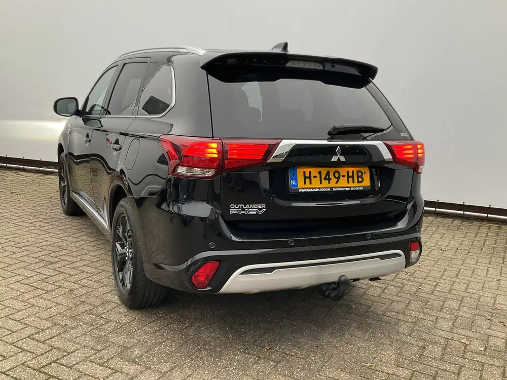 Mitsubishi Outlander 2.4 PHEV Intense+ Vol opties Dak H.Lee uit 2020, foto 15
