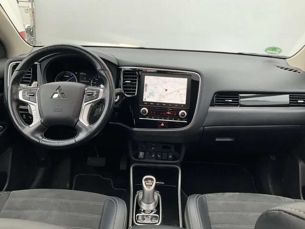 Mitsubishi Outlander 2.4 PHEV Intense+ Vol opties Dak H.Lee uit 2020, foto 3
