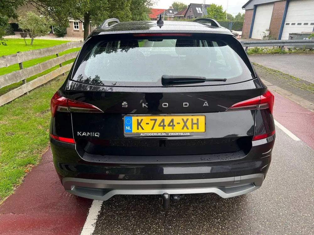Skoda Kamiq 1.0 TSI Style Camera Trekhaak uit 2021, foto 12