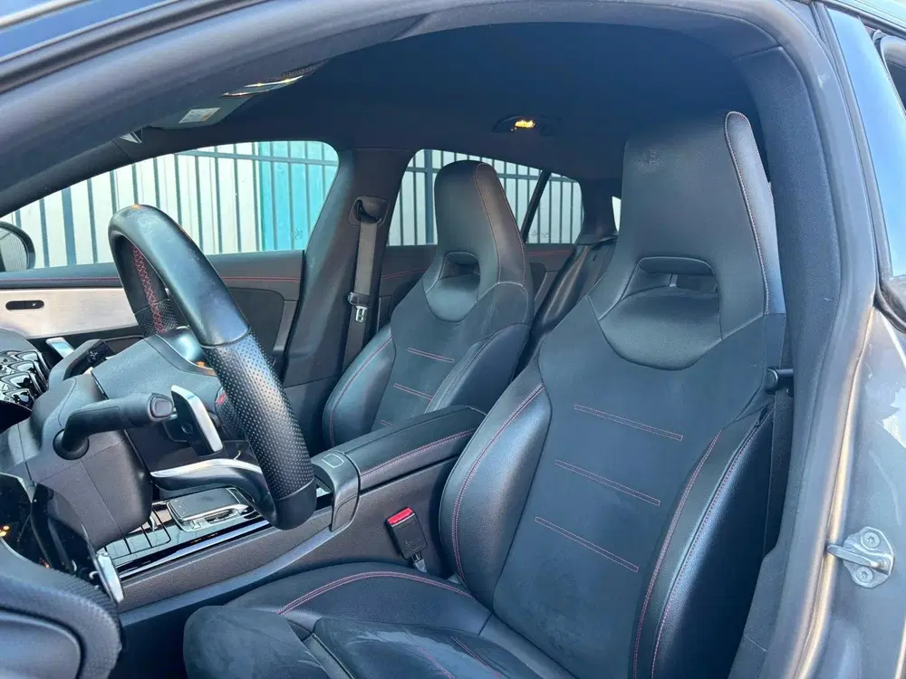 Mercedes-Benz CLA 180 AMG uit 2019, foto 14
