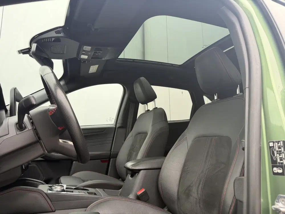 Ford Kuga 2.5 PHEV ST-Line X uit 2024, foto 11