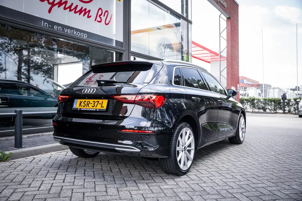 Audi A3 40 TFSI e Business edition uit 2021, foto 4