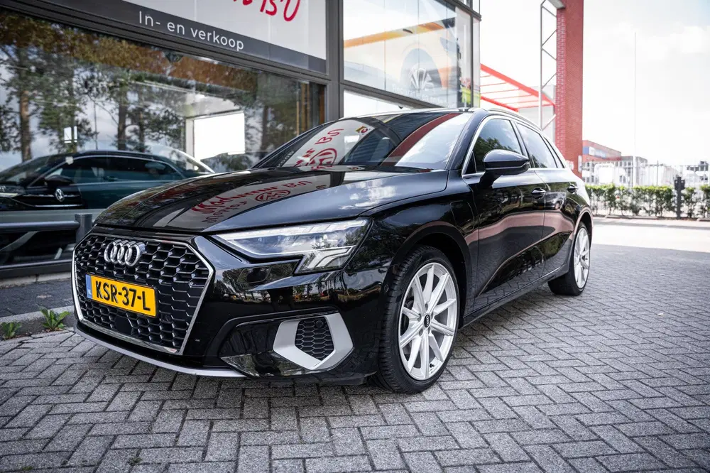 Audi A3 40 TFSI e Business edition uit 2021, foto 5