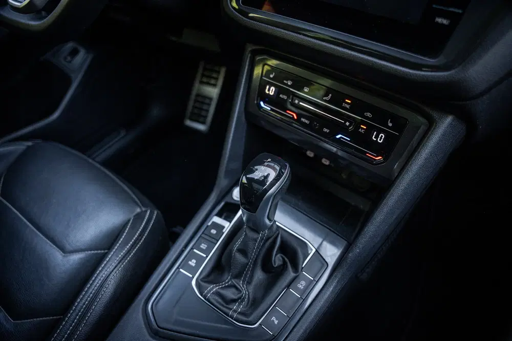 Volkswagen Tiguan Allspace 1.5 TSI R-Line Business+ uit 2022, foto 14