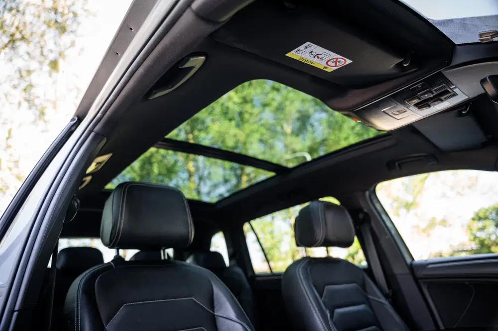 Volkswagen Tiguan Allspace 1.5 TSI R-Line Business+ uit 2022, foto 15