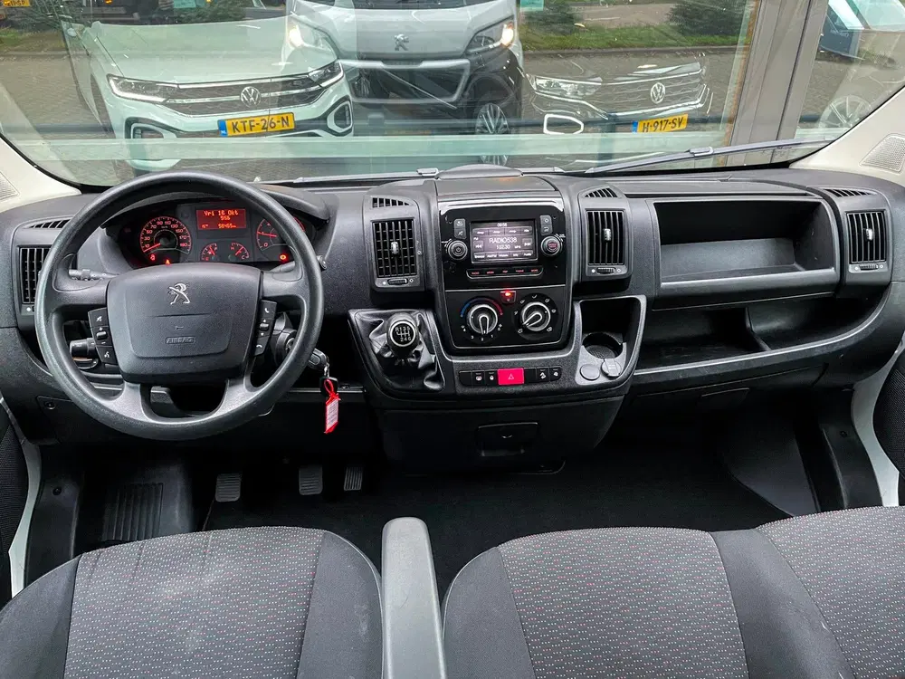 Peugeot Boxer L2H2 2.2 HDI 120 pk uit 2020, foto 10