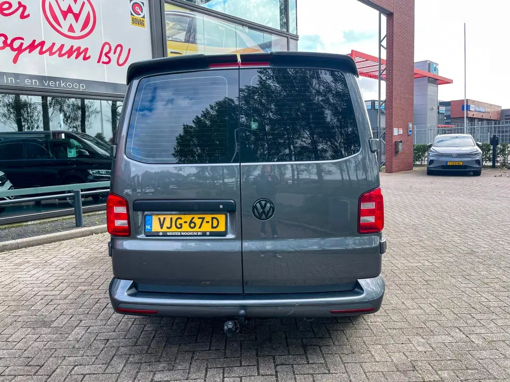 Volkswagen Transporter 2.0 TDI 150 pk L2H1 uit 2019, foto 10