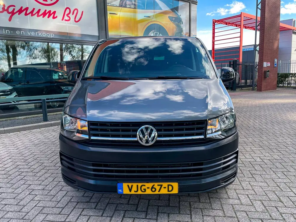 Volkswagen Transporter 2.0 TDI 150 pk L2H1 uit 2019, foto 15