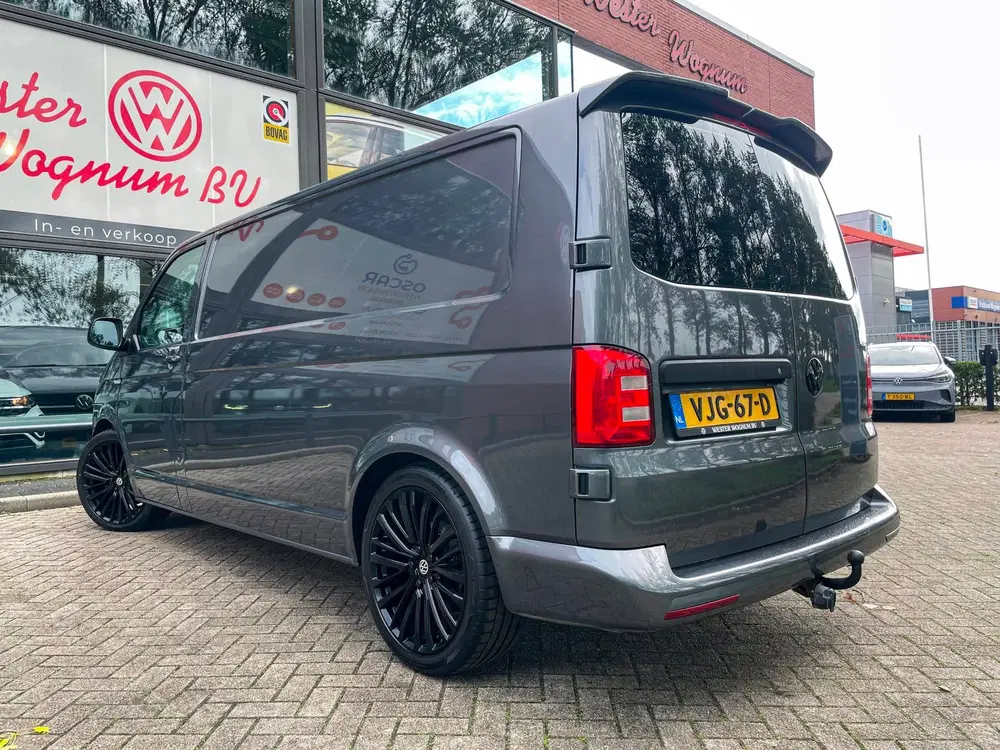 Volkswagen Transporter 2.0 TDI 150 pk L2H1 uit 2019, foto 4