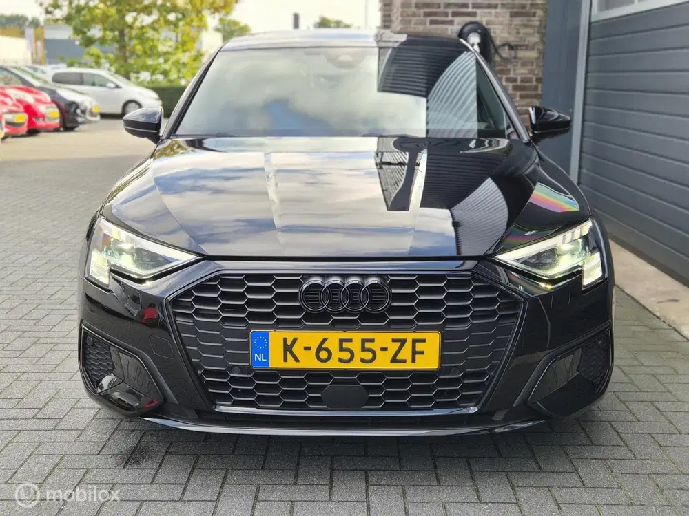 Audi A3 35 TFSI S-Edition uit 2021, foto 7