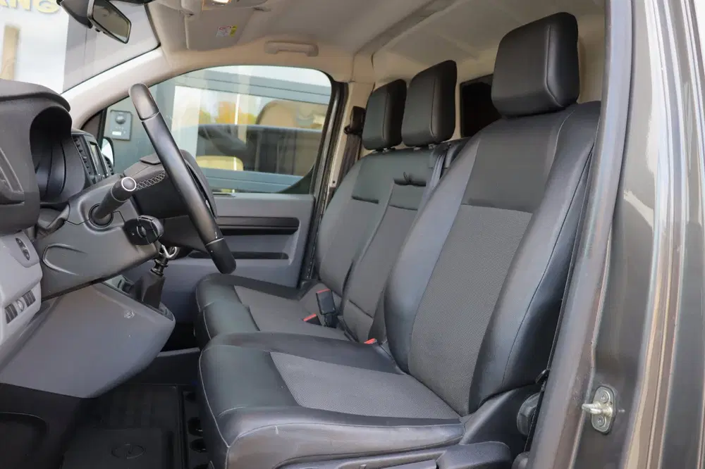 Opel Vivaro 2.0 CDTI L3H1 Innovation uit 2019, foto 4