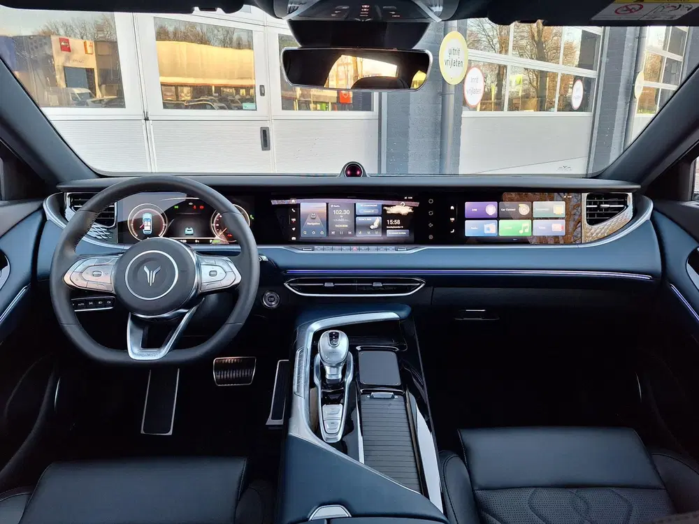Voyah Free Limited Edition Business 4WD 106 kWh uit 2026, foto 9