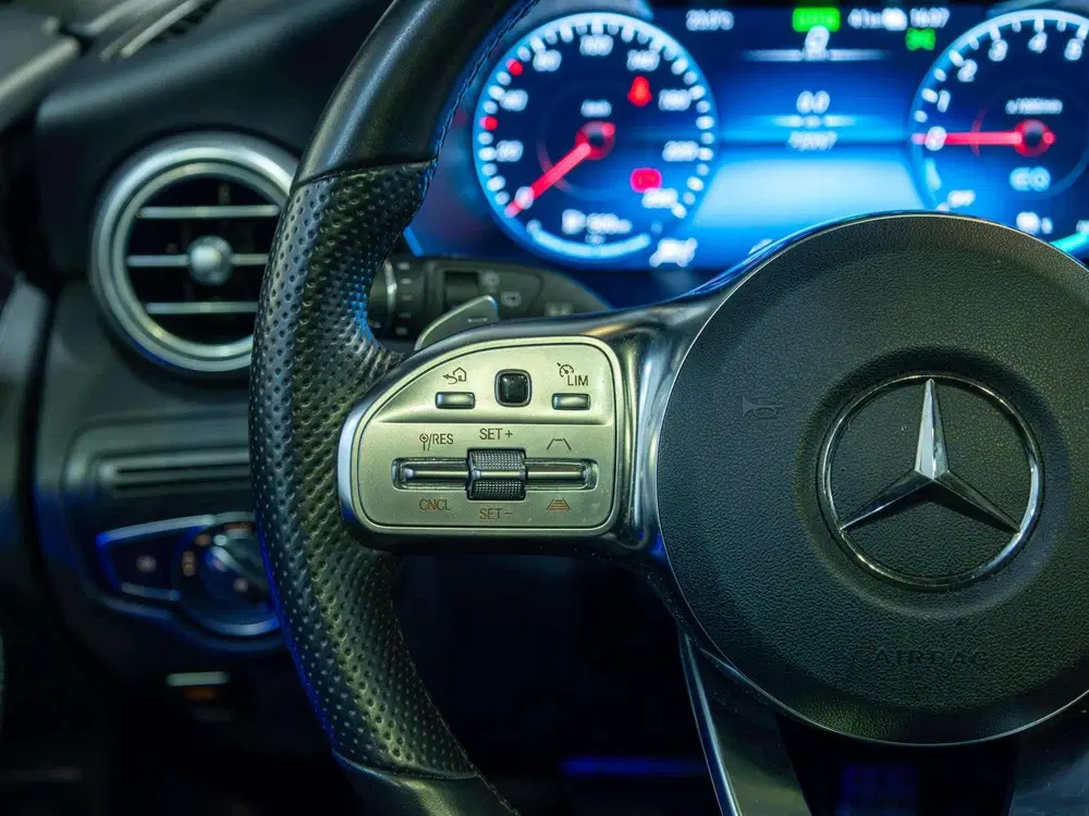 Mercedes-Benz GLC 300 4MATIC AMG Line uit 2022, foto 13