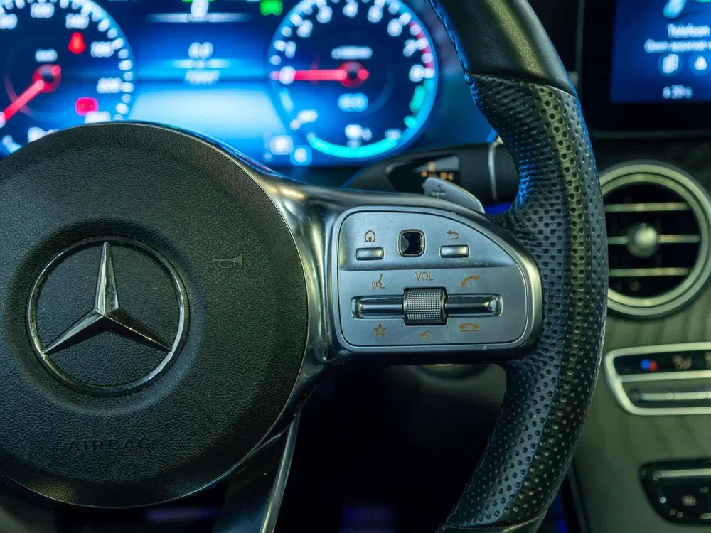 Mercedes-Benz GLC 300 4MATIC AMG Line uit 2022, foto 14